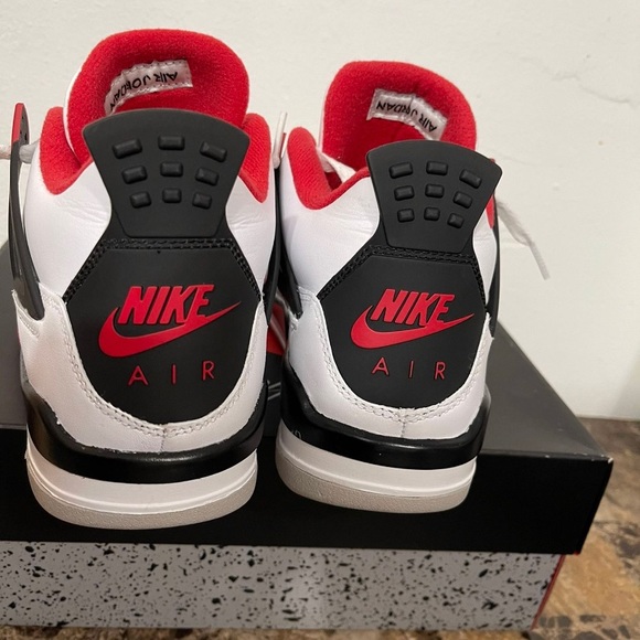 6.5y Fire Red Jordan 4s - Picture 4 of 5